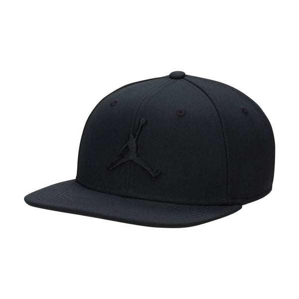 Stylish and high-quality Nike footwear, apparel, and accessories for men and women