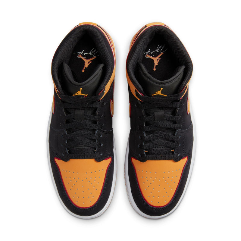 Stylish and high-quality Nike footwear, apparel, and accessories for men and women