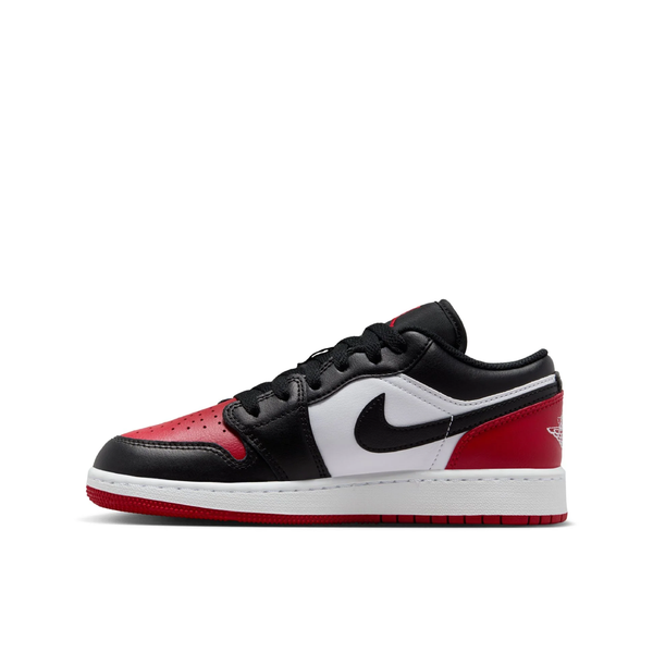 Stylish and high-quality Nike footwear, apparel, and accessories for men and women