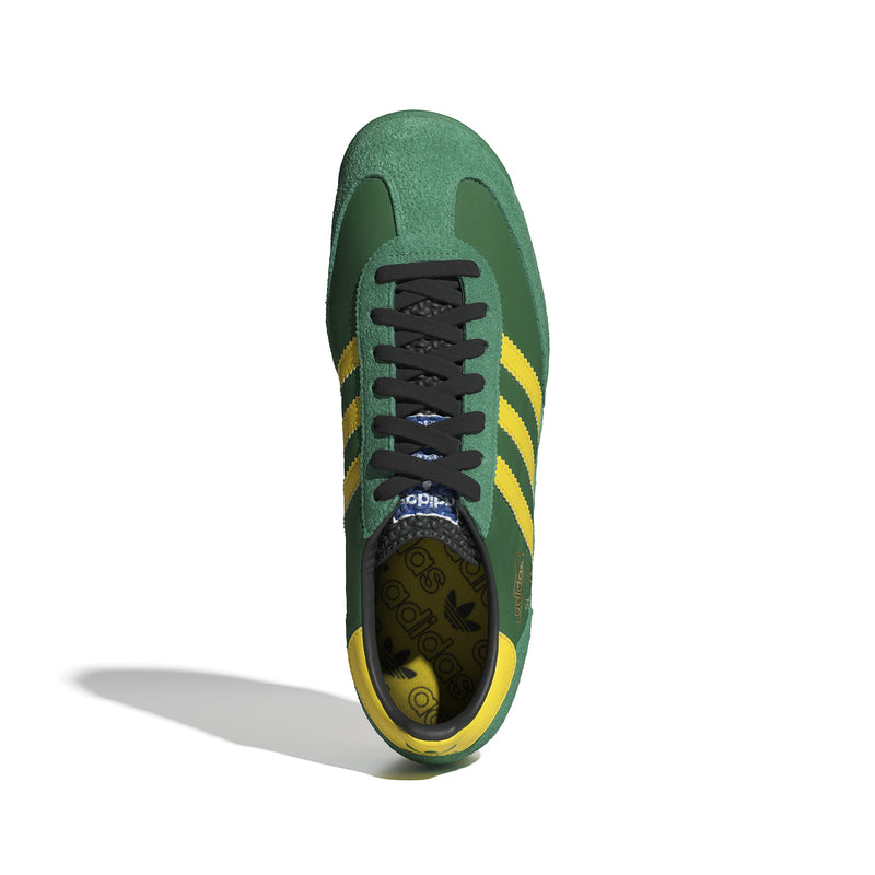 adidas sneakers with smooth leather upper, synthetic lining, EVA midsole, and rubber outsole for comfort and grip.