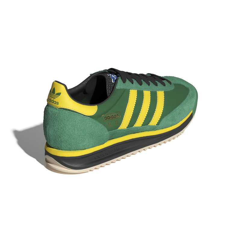 adidas sneakers with smooth leather upper, synthetic lining, EVA midsole, and rubber outsole for comfort and grip.