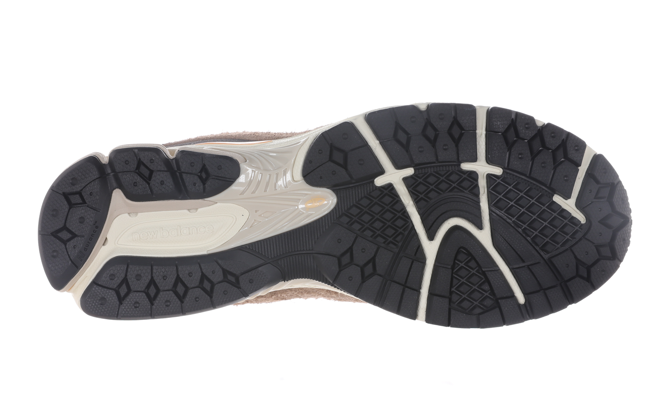 New Balance September 2023 Collection featuring a variety of sneakers, apparel, and accessories for men and women | ATMOS.PH