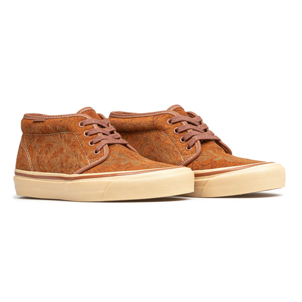 Assorted Vans footwear products including KnU Skool, KnU Slip, Classic Slip-On, Old Skool, Sk8-Hi, Sk8-Low, and Half Cab styles