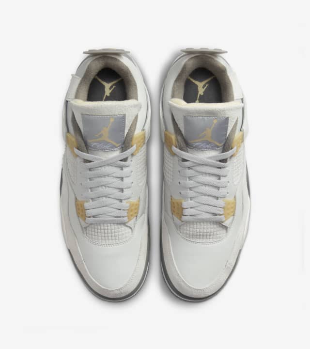 Air Jordan 4 Retro SE - Reviving championship legacy with '92 throwback style, premium construction, and signature Air cushioning.