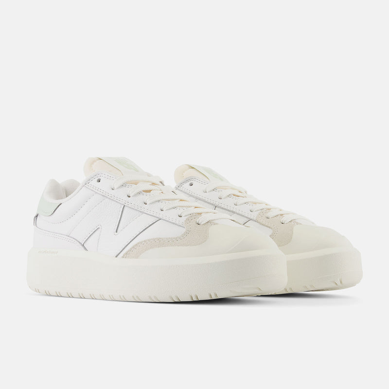 New Balance September 2023 Collection featuring a variety of sneakers, apparel, and accessories for men and women | ATMOS.PH