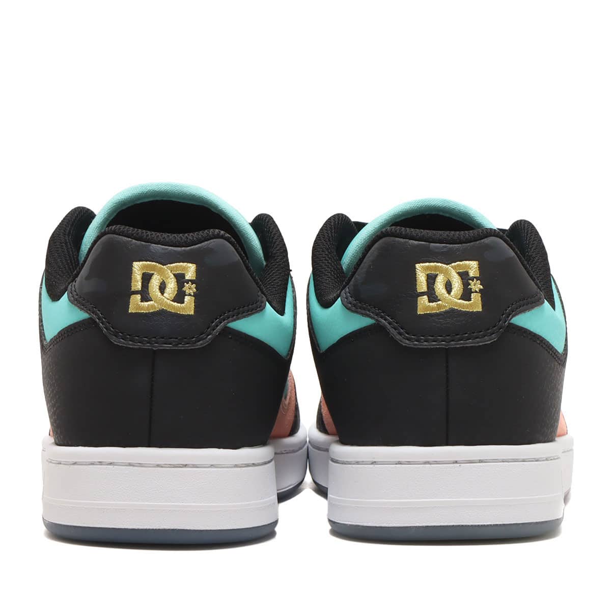 Triple collaboration between MANTECA, Kinnikuman, and atmos: Sneakers featuring iconic characters and a soft vinyl set in various colors