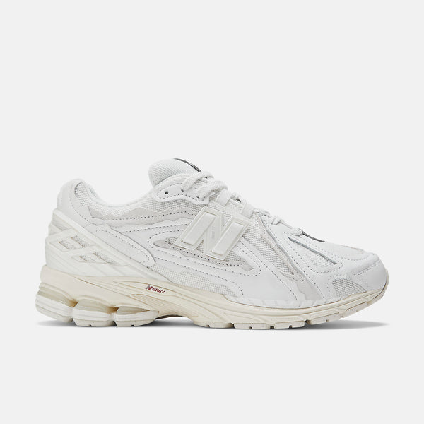 New Balance September 2023 Collection featuring a variety of sneakers, apparel, and accessories for men and women | ATMOS.PH