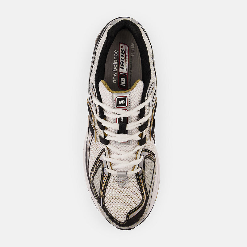 New Balance September 2023 Collection featuring a variety of sneakers, apparel, and accessories for men and women | ATMOS.PH