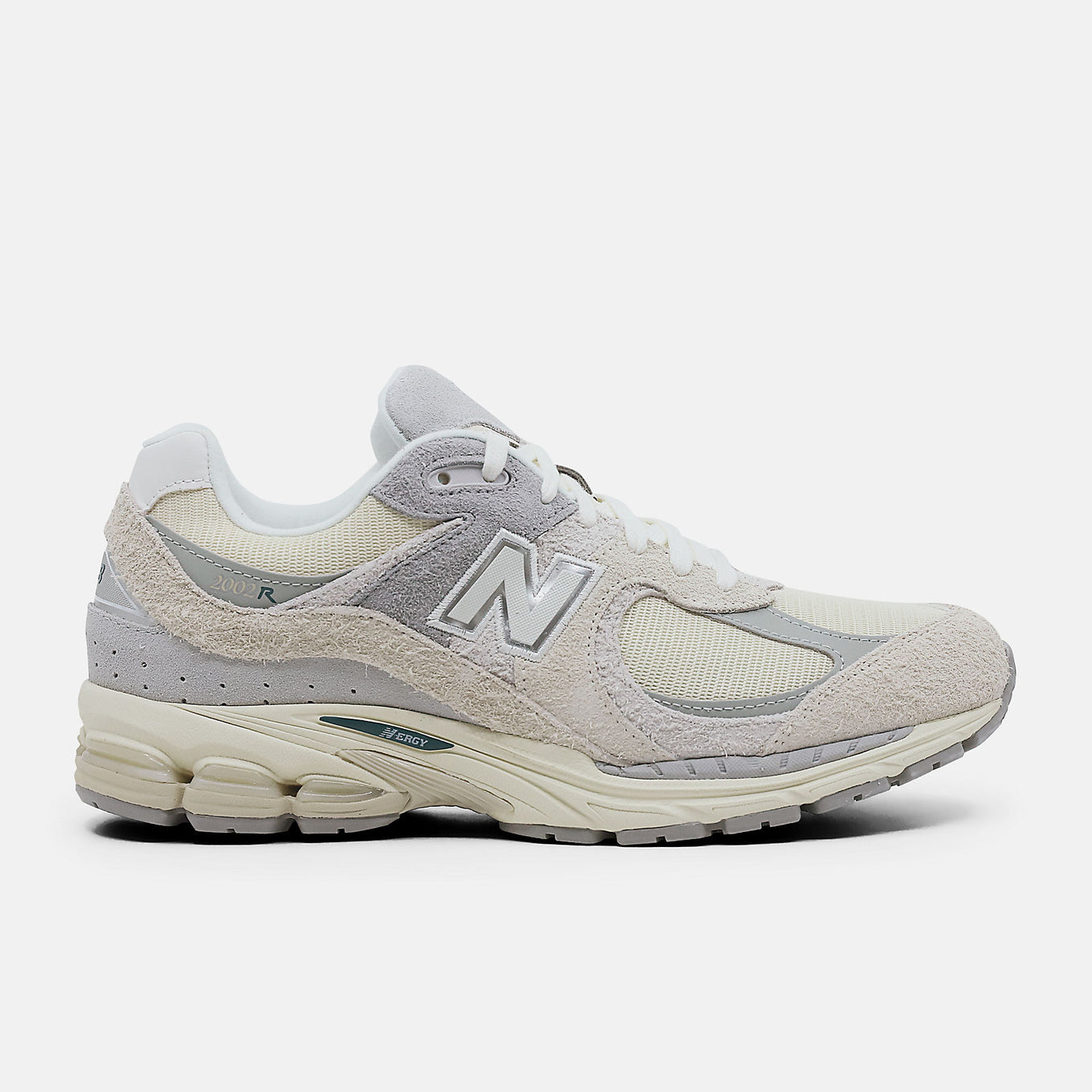 New Balance September 2023 Collection featuring a variety of sneakers, apparel, and accessories for men and women | ATMOS.PH