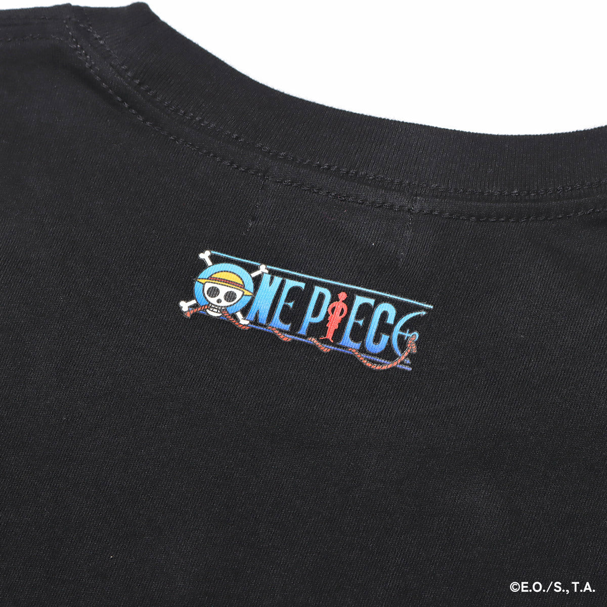 Discover the captivating world of ONE PIECE with ATMOS ÌÎÌÔ ONE PIECE Wanted Poster T-Shirts. Embrace the spirit of adventure and showcase your love for the iconic manga series.
