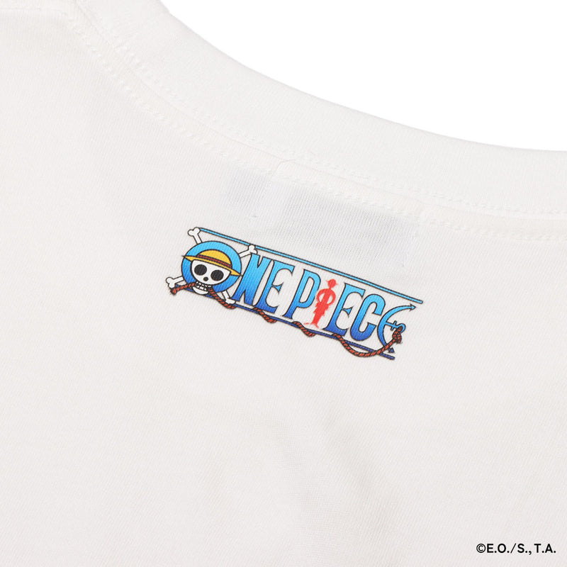 Discover the captivating world of ONE PIECE with ATMOS ÌÑ ONE PIECE Wanted Poster T-Shirts. Embrace the spirit of adventure and showcase your love for the iconic manga series.