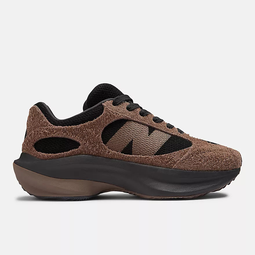 New Balance September 2023 Collection featuring a variety of sneakers, apparel, and accessories for men and women | ATMOS.PH